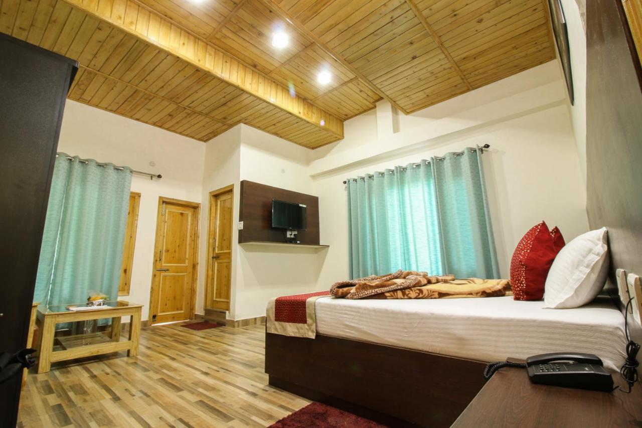 Hôtel Chaman Vatika à Kulu Extérieur photo