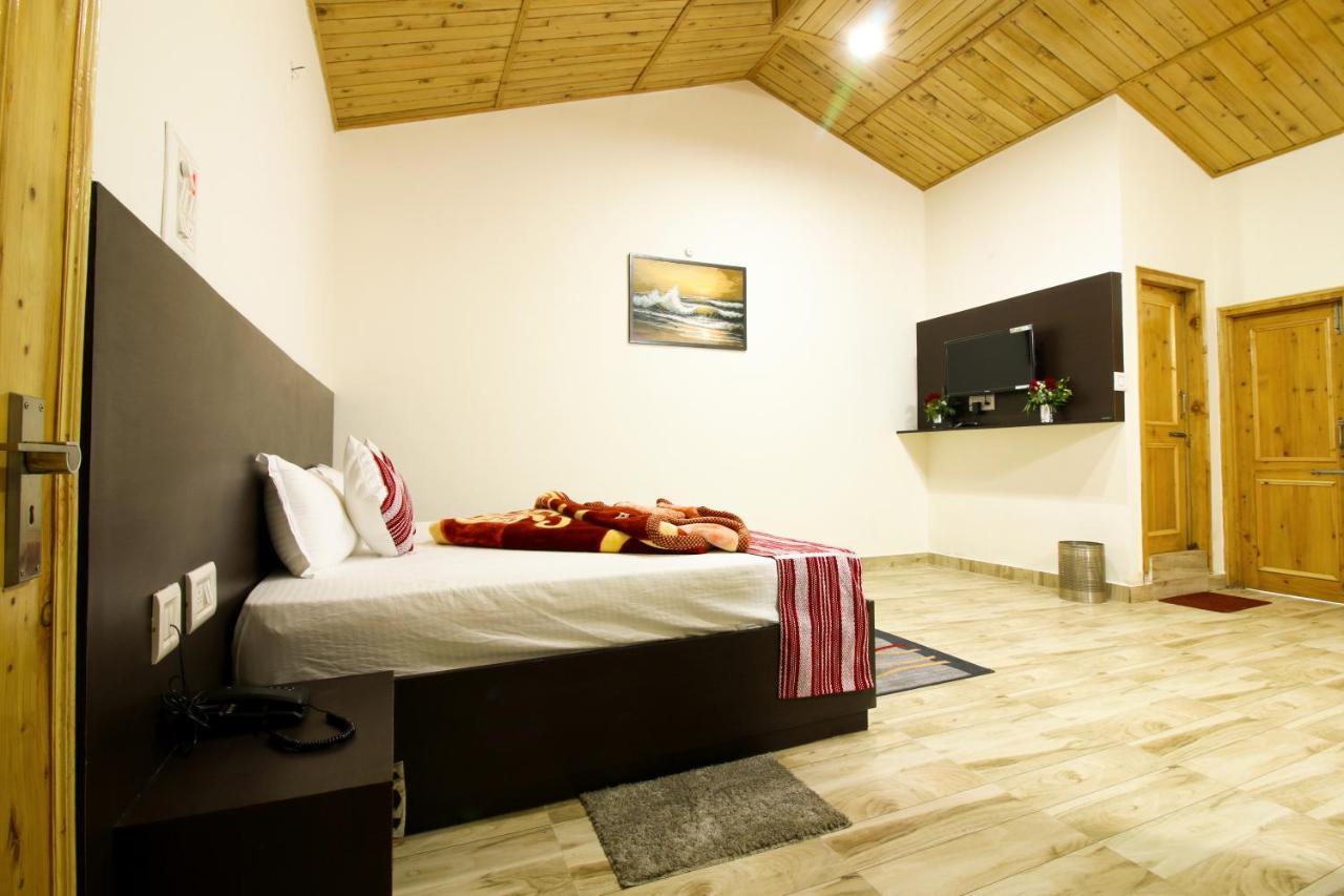 Hôtel Chaman Vatika à Kulu Extérieur photo